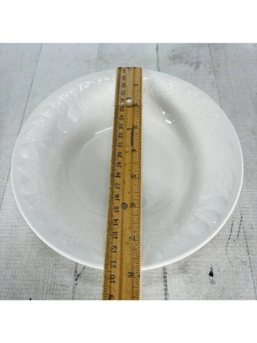 Gibson FRUIT Embossed Fruit Leaves White Shades Rim Coupe Soup Bowls Set of 5